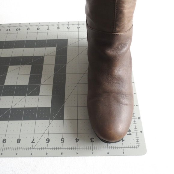 Steve Madden Tall Tan Knee High Flat Riding Boots - Picture 9 of 13